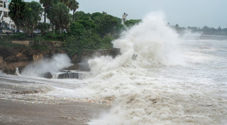 Hurricane Beryl Devastates Caribbean as Aid Groups Seek to Assuage Damage